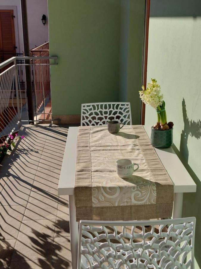 La Bougainville - Luxury Apartment 토르볼레 외부 사진