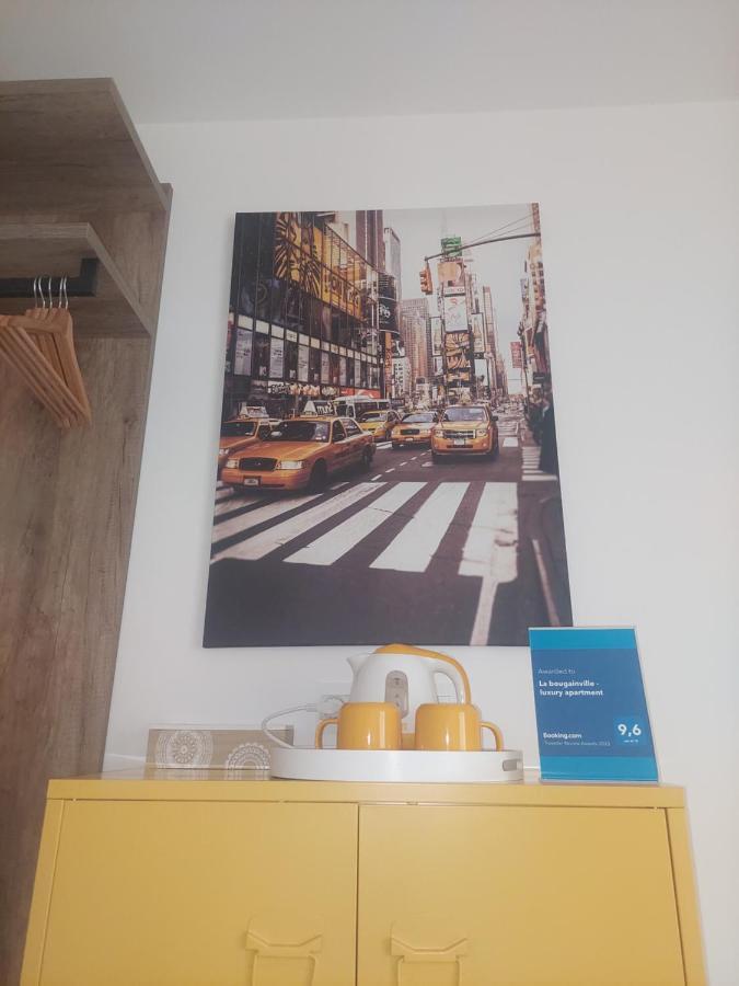 La Bougainville - Luxury Apartment 토르볼레 외부 사진
